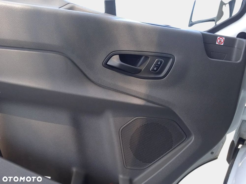 Ford E-Transit - 25