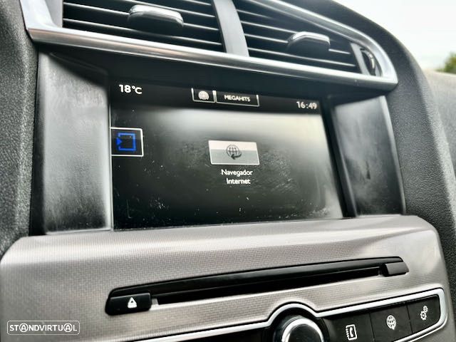 Citroën C4 1.2 PureTech Feel - 32