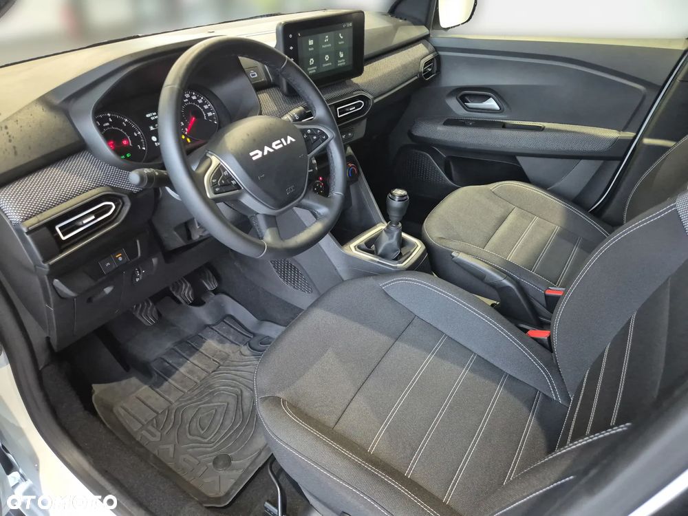 Dacia Jogger 1.0 TCe Expression 7os - 12