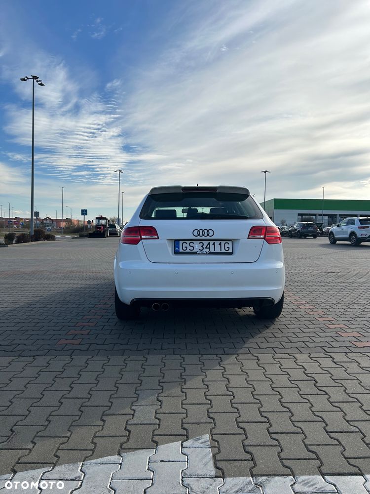 Audi A3 Sportback 2.0 TDI DPF Attraction - 5