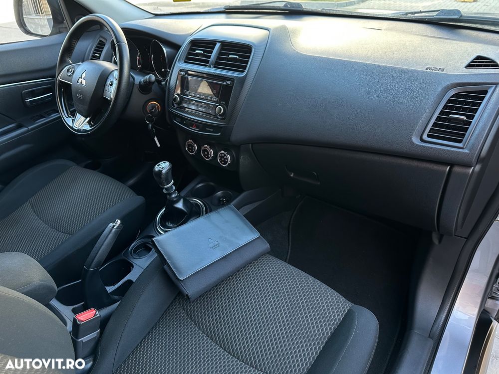 Mitsubishi ASX 1.6 DI-D 2WD Plus - 21