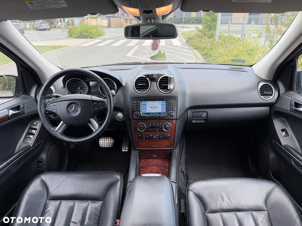Mercedes-Benz ML - 6