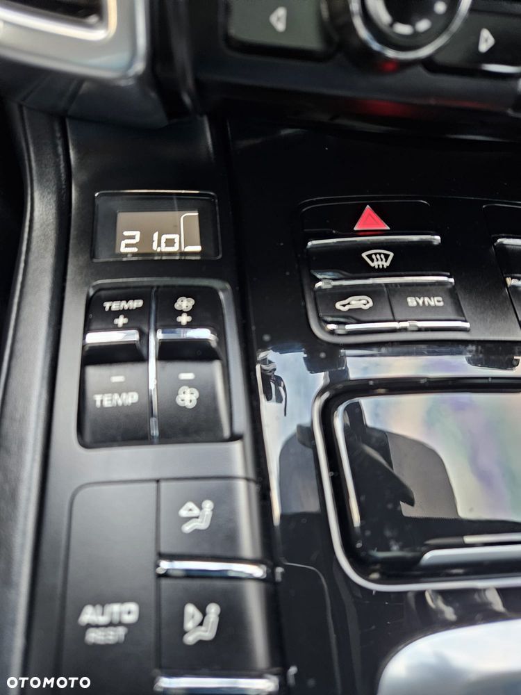 Porsche Cayenne S Tiptronic S - 16