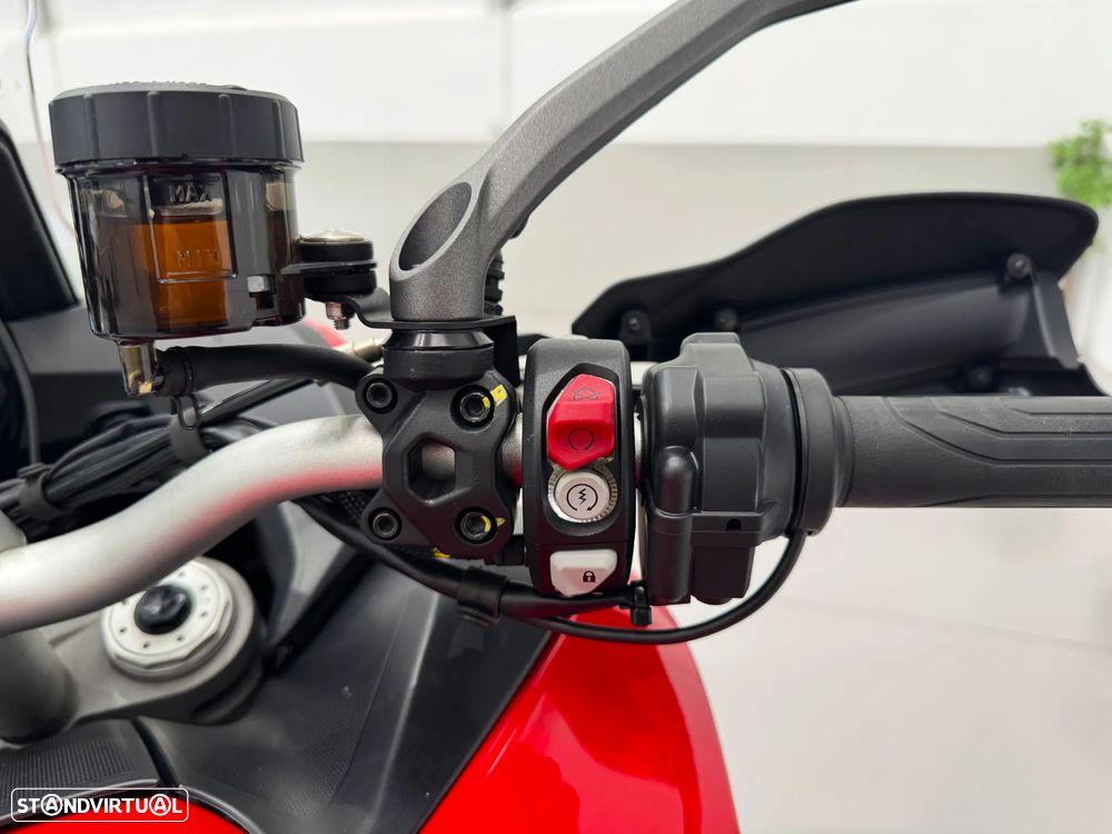 Ducati Multistrada V2 S - 16