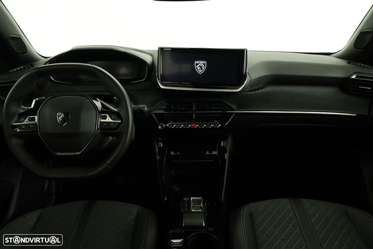 Peugeot 2008 1.2 PureTech Allure EAT8 - 8