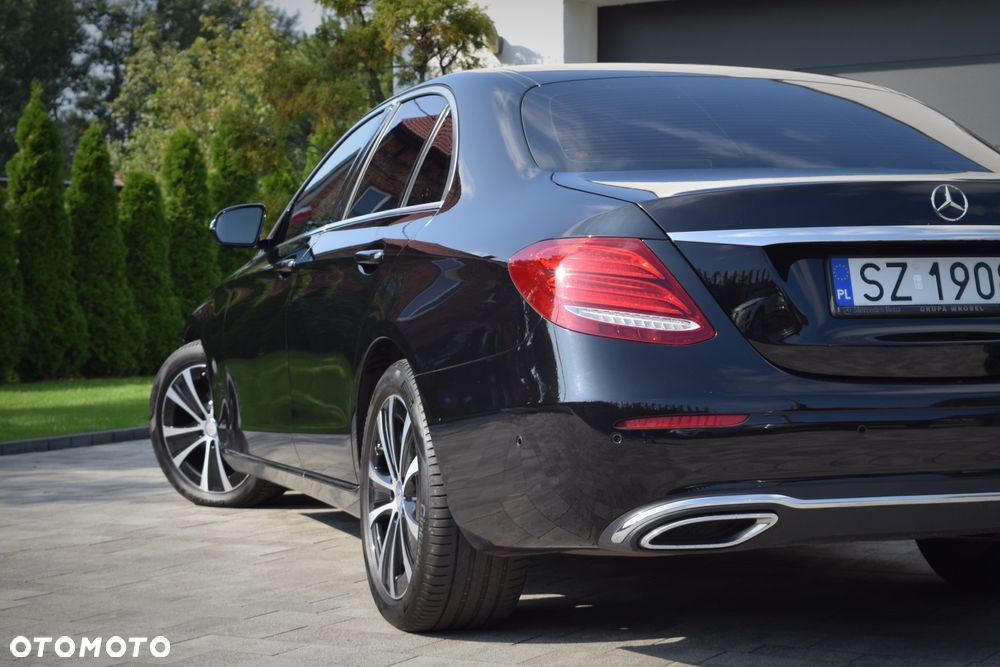 Mercedes-Benz Klasa E 220 d Business Edition 9G-TRONIC - 11