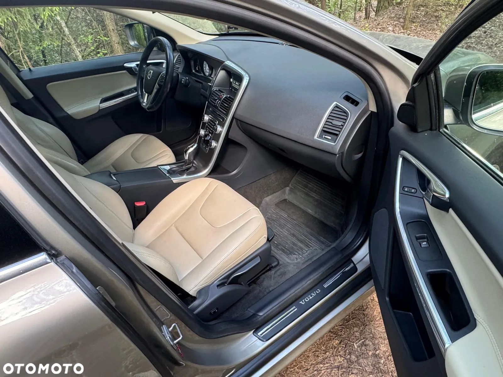 Volvo XC 60 D3 Drive-E Momentum - 7