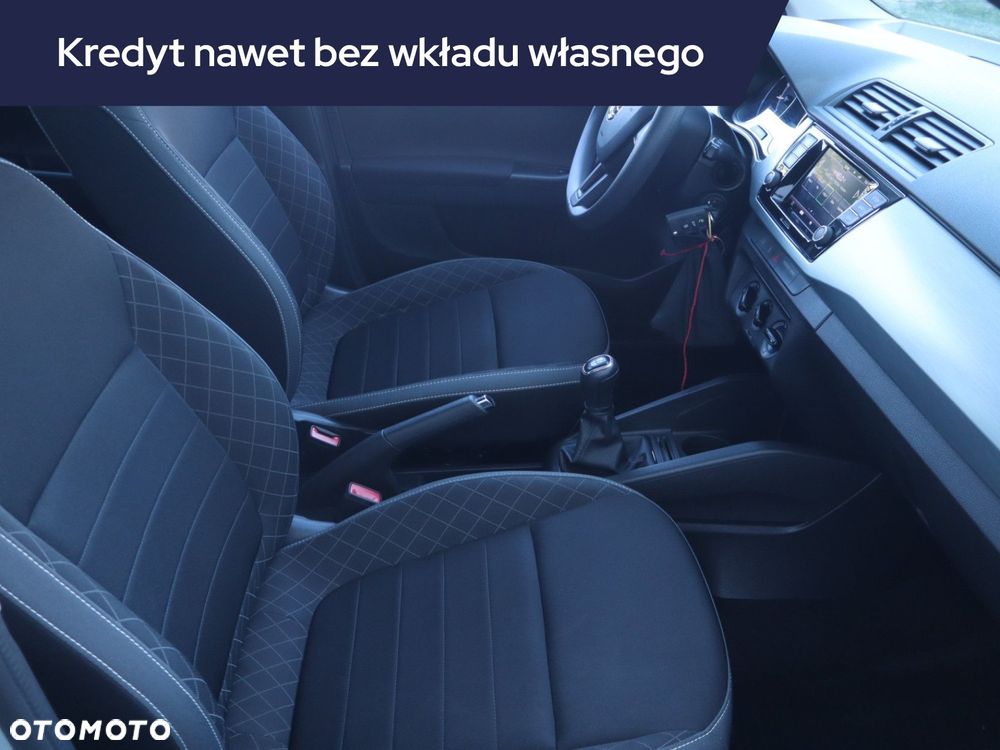 Skoda Fabia - 10