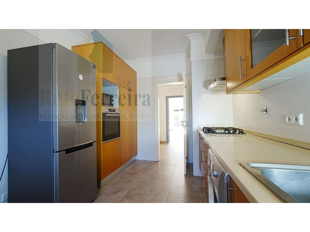 Apartamento T2 no Condomínio de Luxo Campo Real! - Grande imagem: 4/31