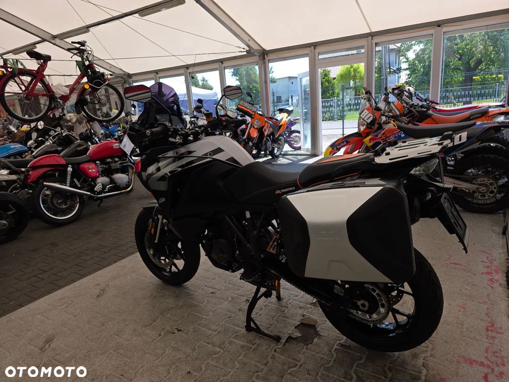 KTM Super Adventure - 23