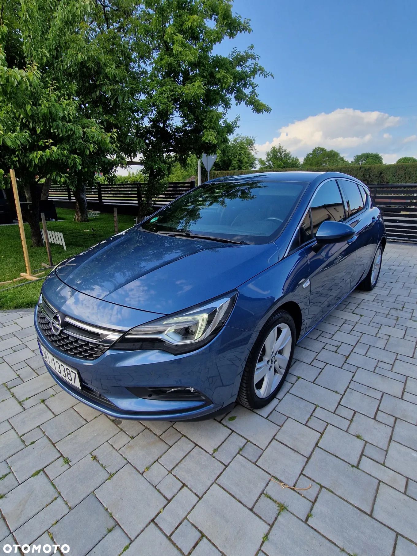 Opel Astra V 1.4 T Elite - 1