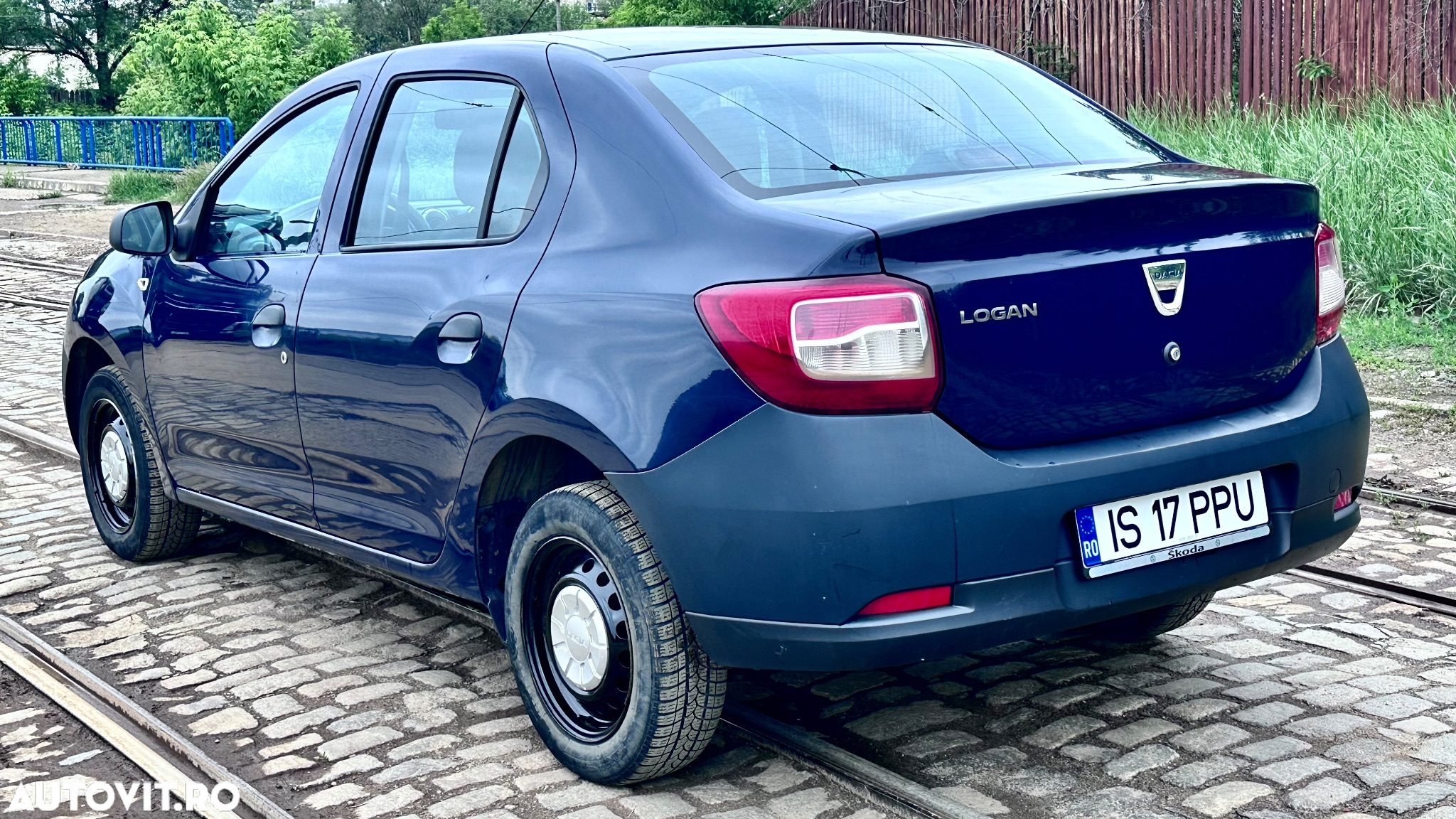 Dacia Logan 1.2 75CP Acces - 3