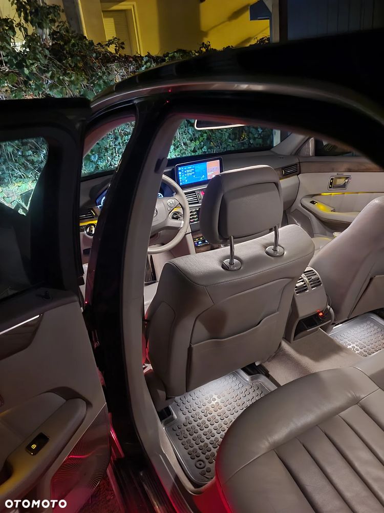 Mercedes-Benz Klasa E 250 CDI DPF BlueEFFICIENCY Automatik Elegance - 21