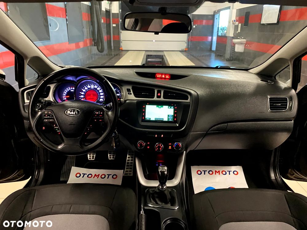 Kia Ceed 1.6 GDI XL - 15