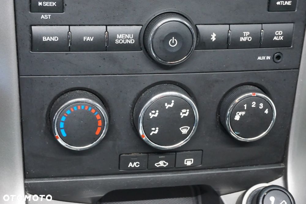 Chevrolet Captiva 2.2 2WD LT+ - 34