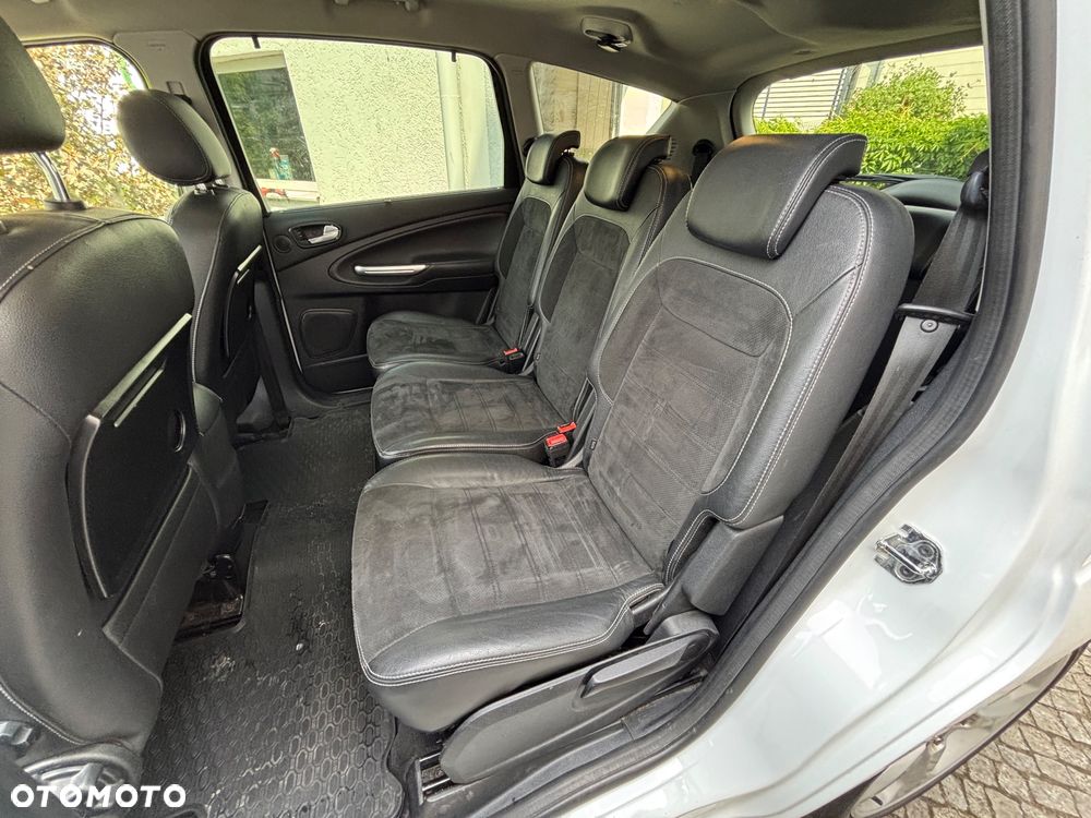 Ford S-Max 2.2 TDCi DPF Titanium - 10