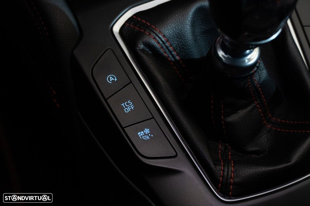 Ford Focus SW 1.5 TDCi EcoBlue ST-Line - 48