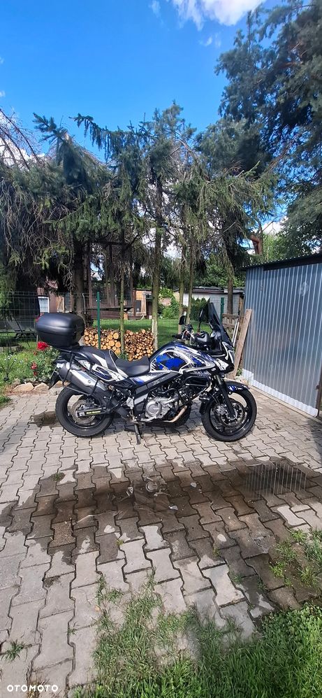 Suzuki V-STROM - 12
