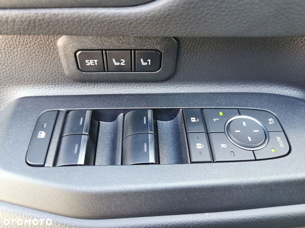 Toyota Land Cruiser LC 2.8 D-4D Executive - 17