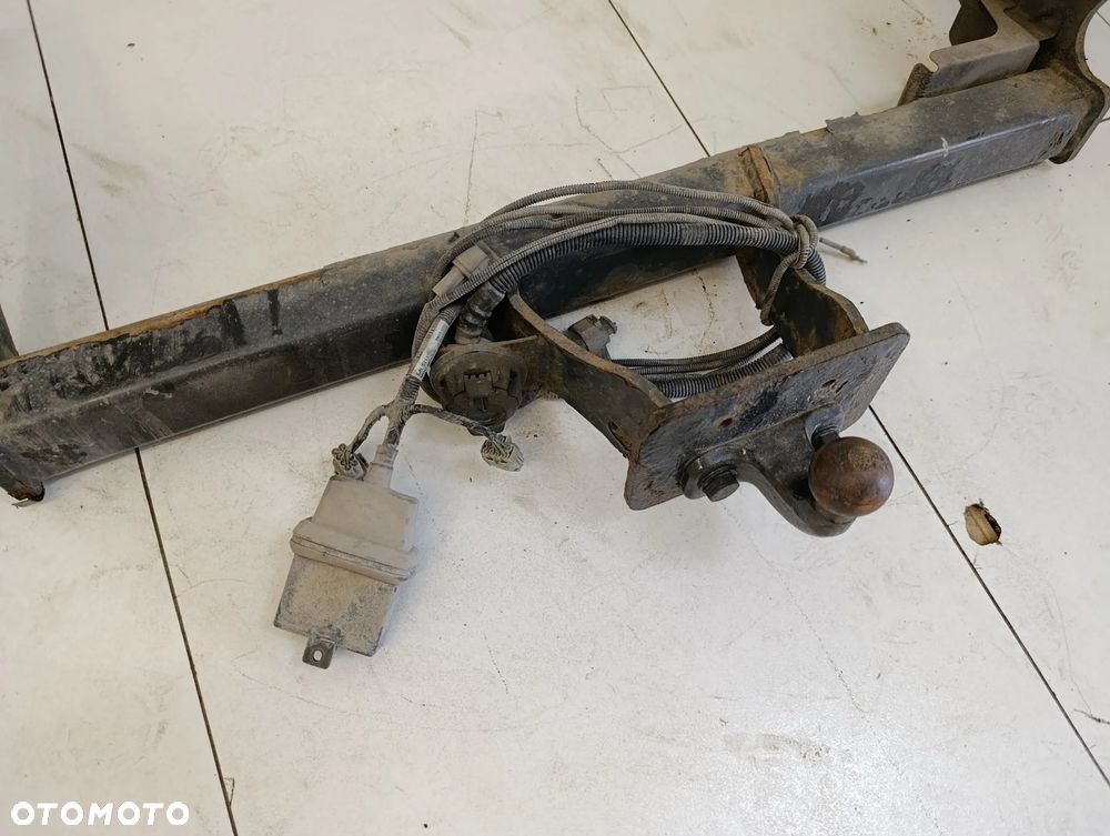 Hak holowniczy Renault Alaskan Navara NP300 D23 - 3