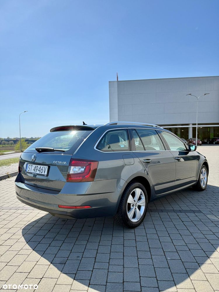 Skoda Octavia 1.5 TSI ACT Style DSG - 10
