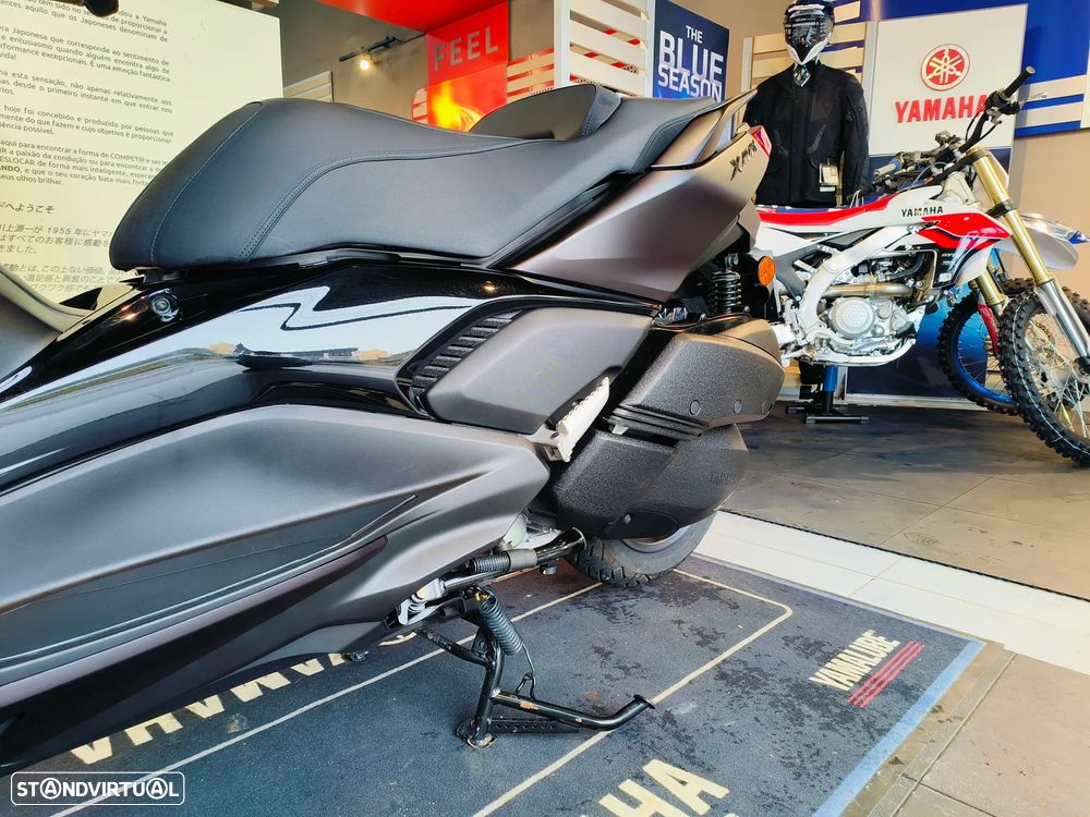 Yamaha X-Max TechMax+ - 8