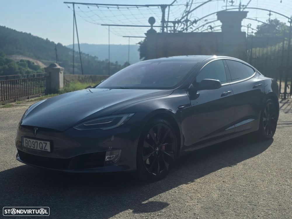 Tesla Model S Performance - 4