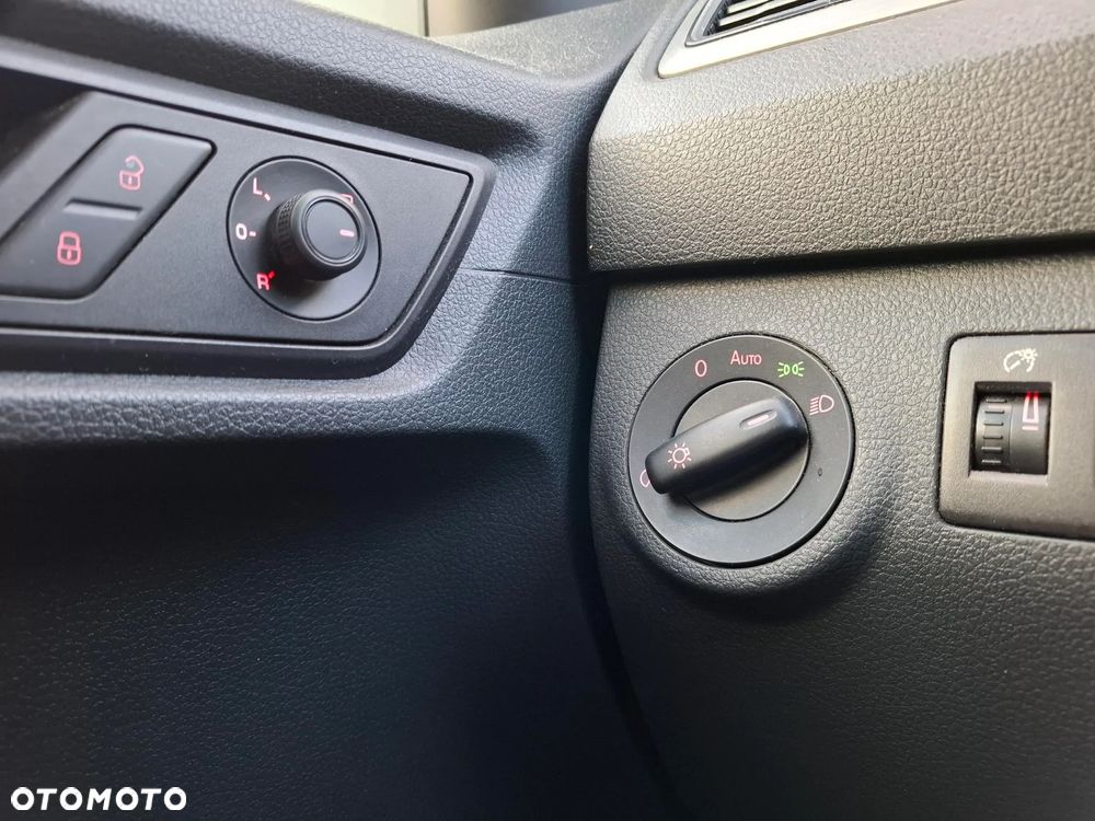 Volkswagen Caddy Maxi 2.0 TDI Trendline 4Motion DSG - 17