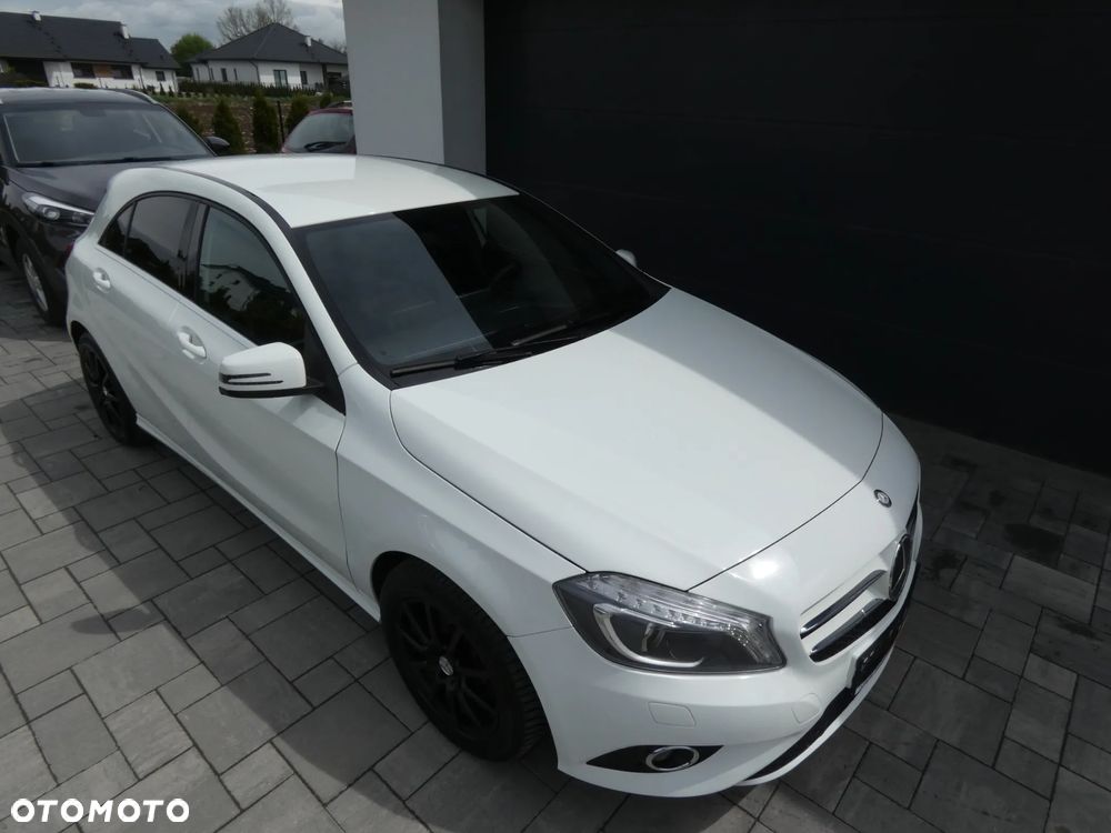 Mercedes-Benz Klasa A 180 (BlueEFFICIENCY) - 5