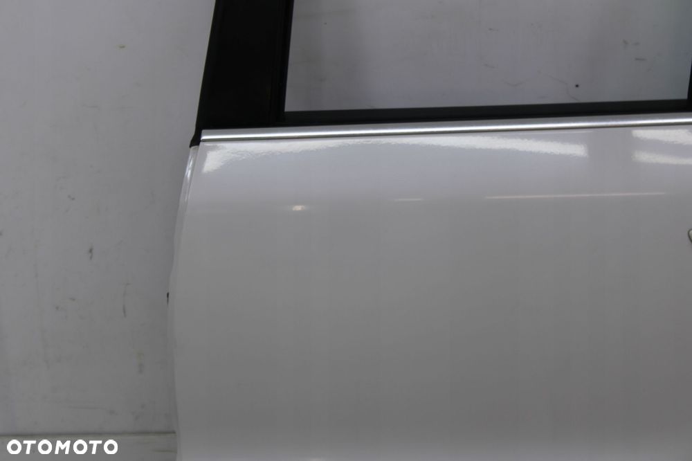 skoda superb ii kombi 08r- drzwi lewe tylne lewy tył 1026 - 2