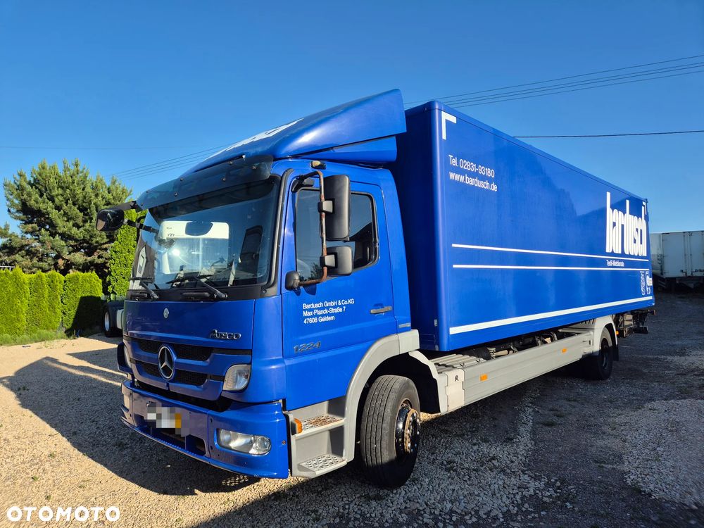 Mercedes-Benz Atego 1224 z Niemiec 9m kontener izoterma podział manual 1222 okazja - 30