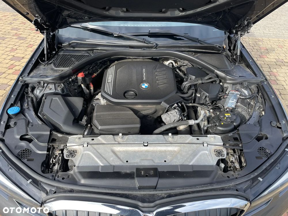 BMW Seria 3 320d - 37