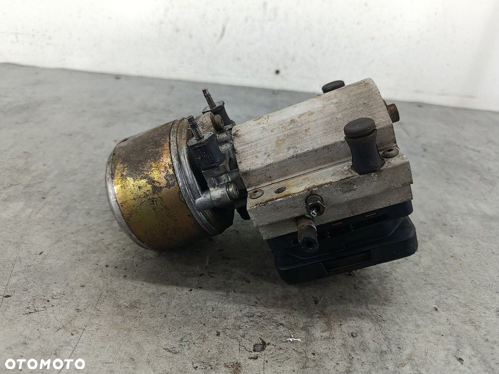 POMPA ZAWIESZENIA CITROEN C5 II 2.0 HDI - 3