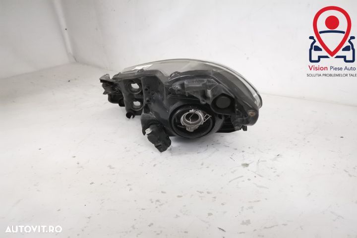 Far Dreapta Original Halogen In Stare Buna Toyota  Yaris  XP130 [2th f - 6