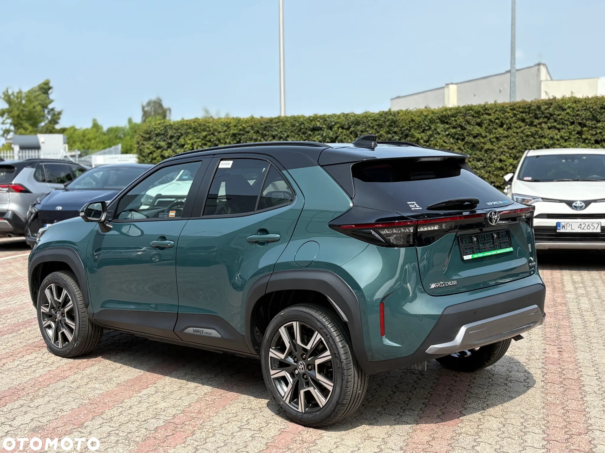 Toyota Yaris Cross Hybrid 1.5 Executive - 3