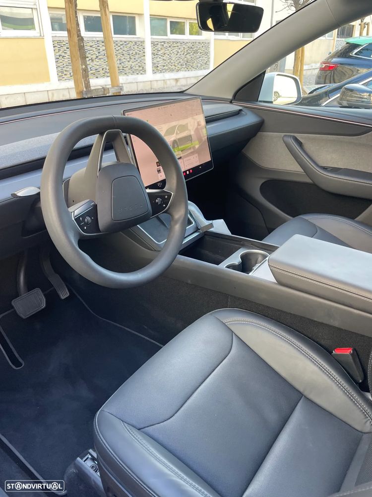 Tesla Model Y Long Range Tração Traseira - 6