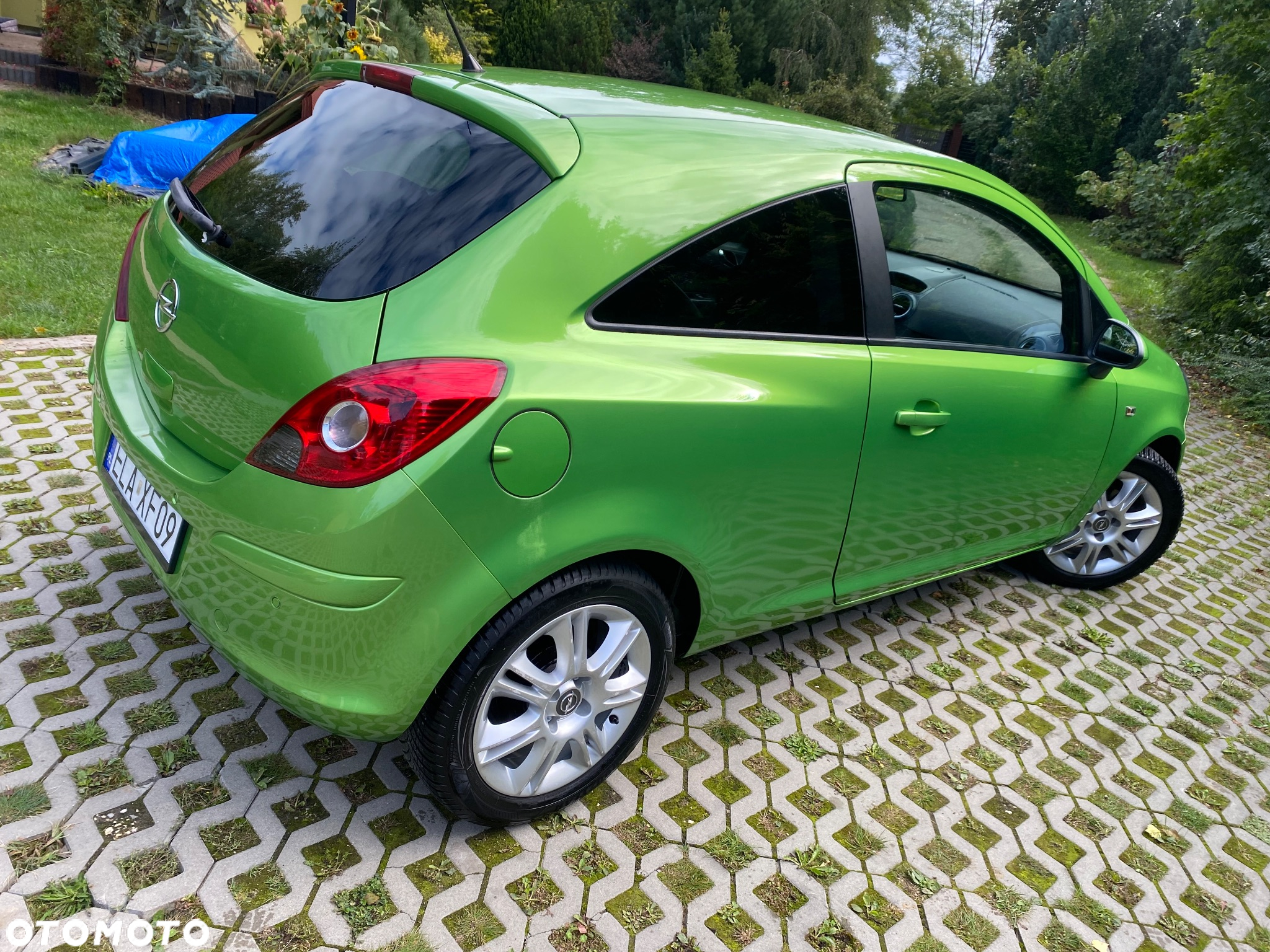 Opel Corsa 1.2 16V EcoFLEX Innovation - 10