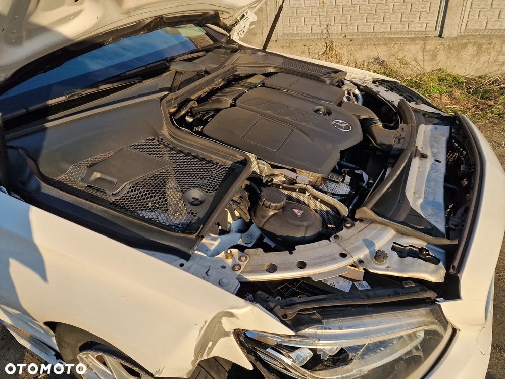 Mercedes-Benz Klasa C 180 d 9G-TRONIC Exclusive - 28