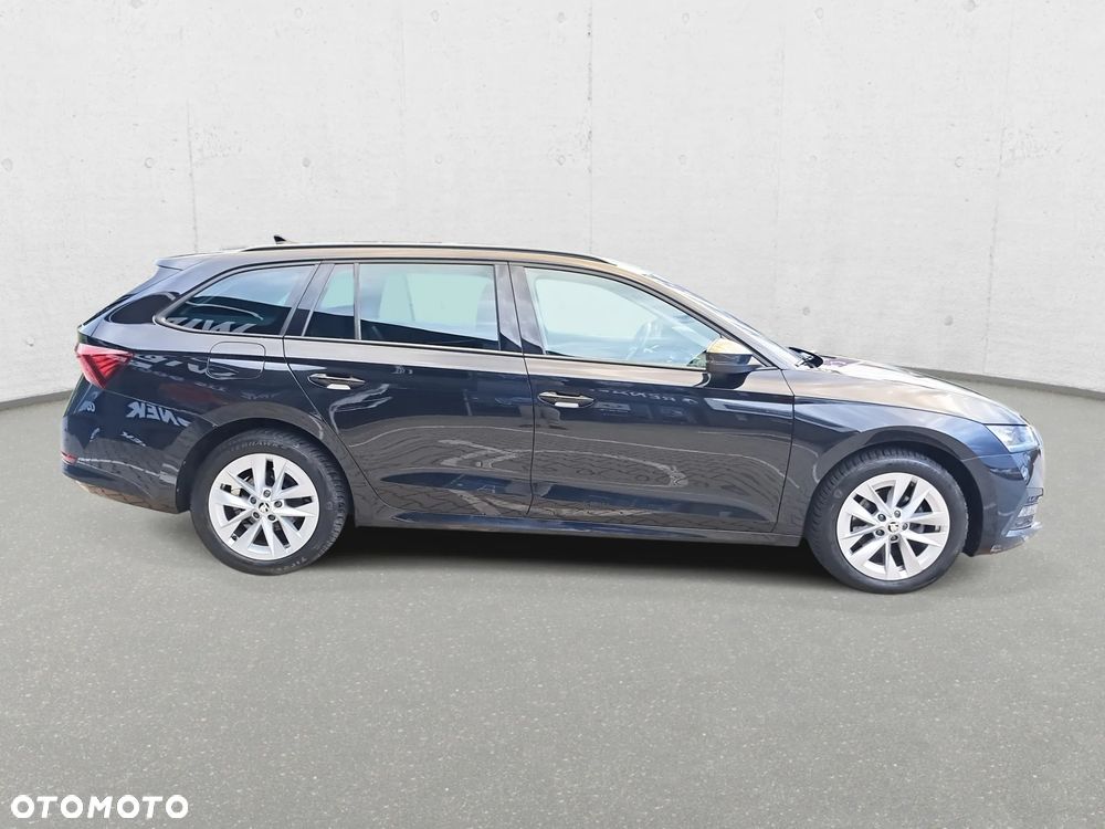 Skoda Octavia 2.0 TDI DSG Ambition - 4