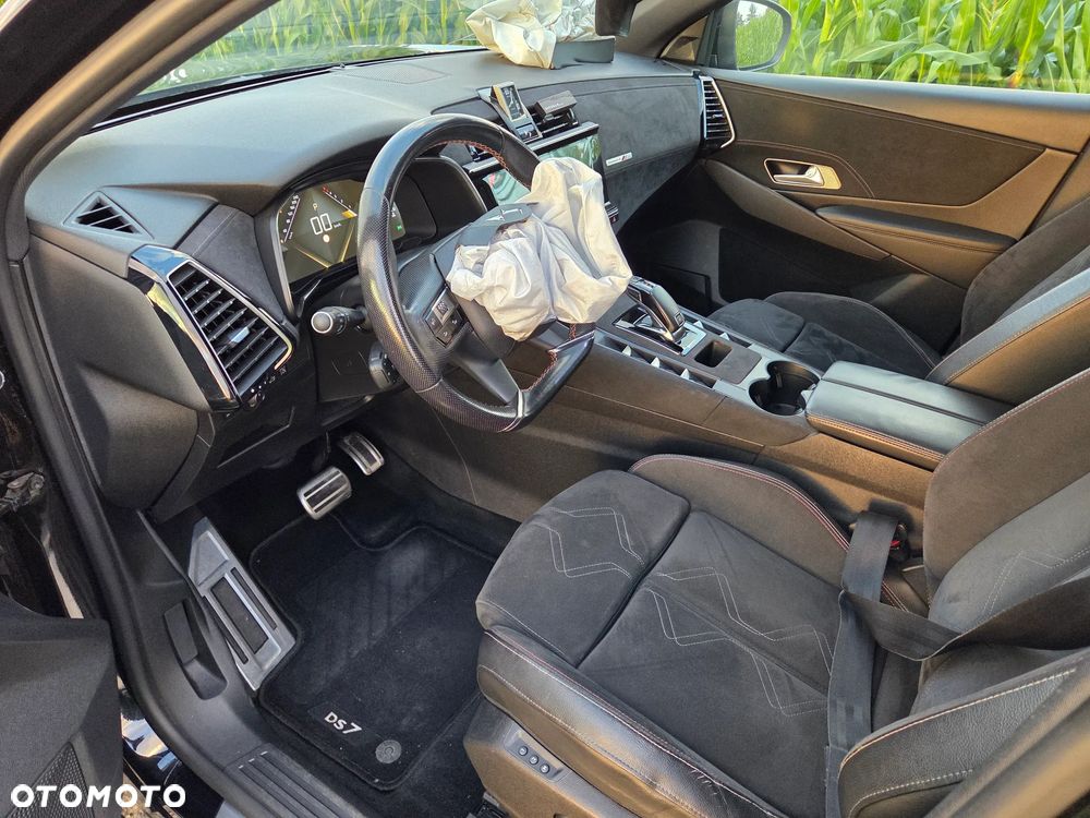 DS Automobiles DS 7 Crossback - 33