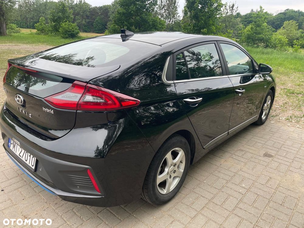 Hyundai IONIQ Hybrid Premium - 8
