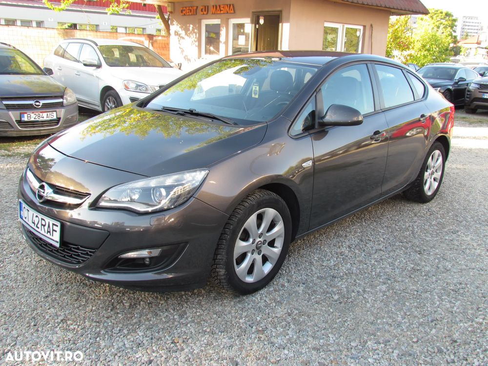 Opel Astra - 1