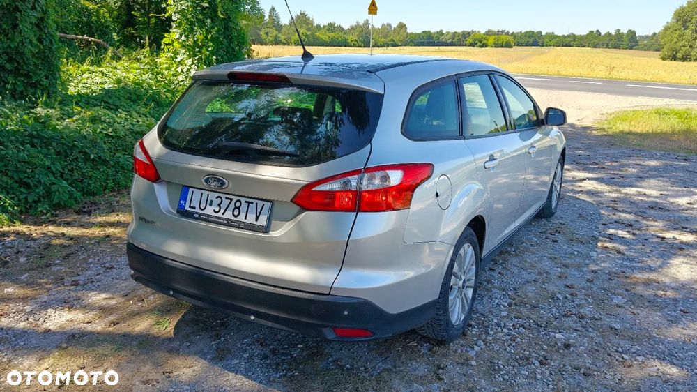 Ford Focus 1.6 Ambiente - 6