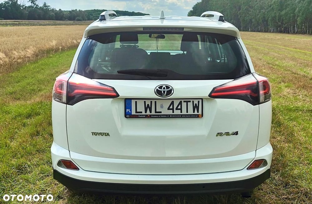 Toyota RAV4 2.0 D-4D Active 4x2 - 4