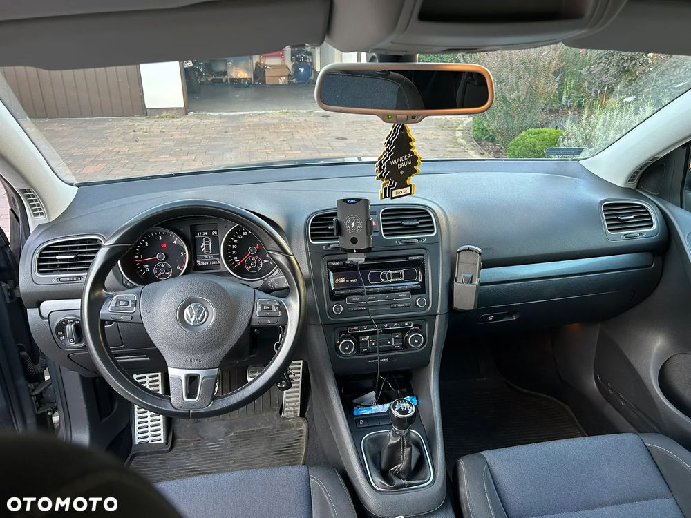 Volkswagen Golf ver-2-0-tdi-dpf-bluemotion-technology-style - 8