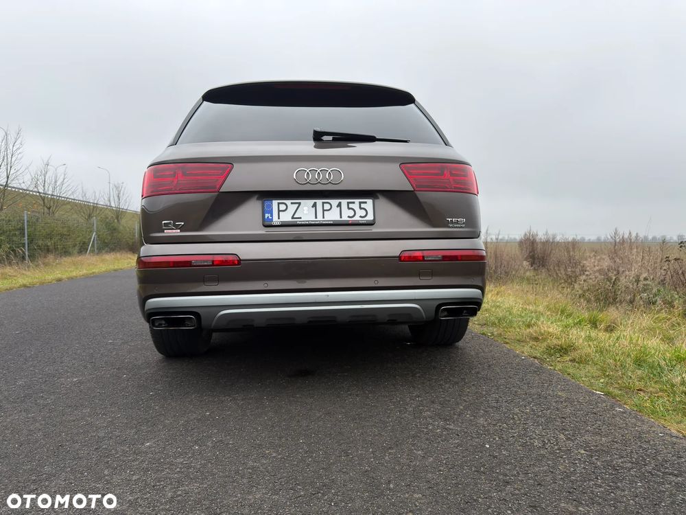Audi Q7 - 9