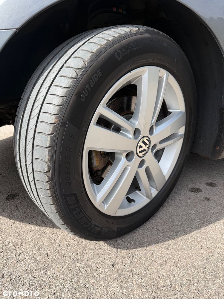 Volkswagen Golf 1.6 TDI DPF MATCH - 26