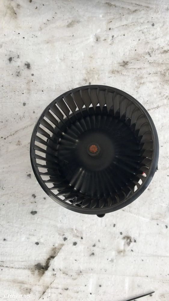 Ventilator habitaclu/ aeroterma BMW Seria 2 F45 F46 X1 F48 X2 F39 9297752