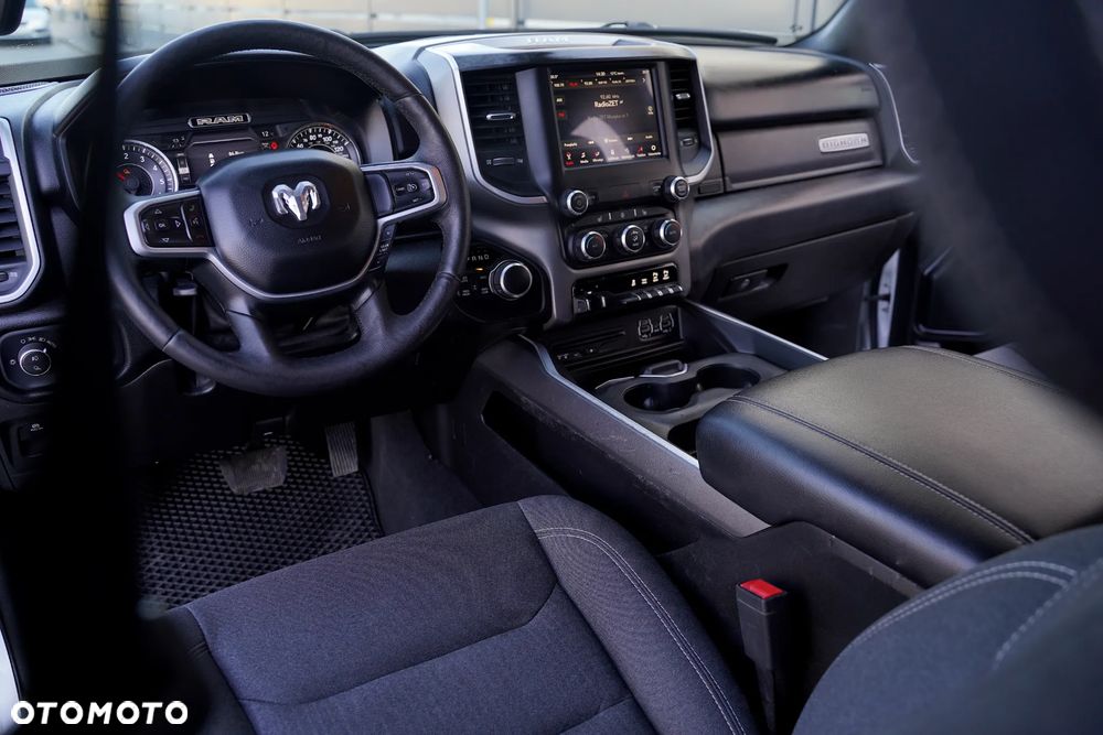 RAM 1500 5.7 Crew Cab Bighorn - 22