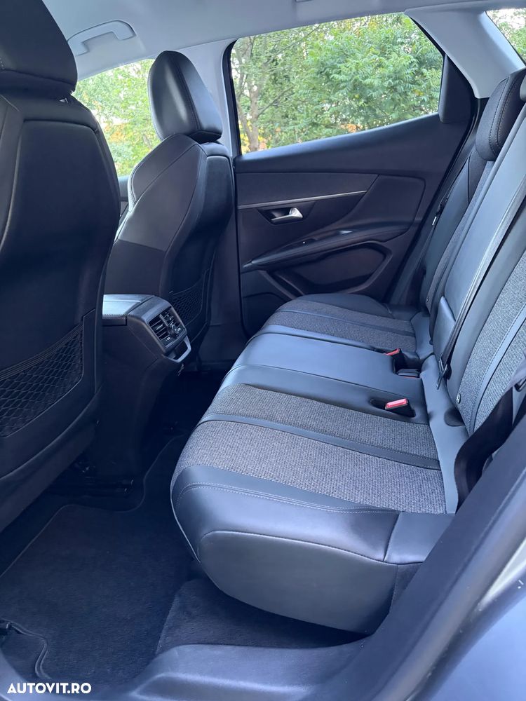Peugeot 3008 BlueHDi 130 Stop & Start EAT8 Allure - 27